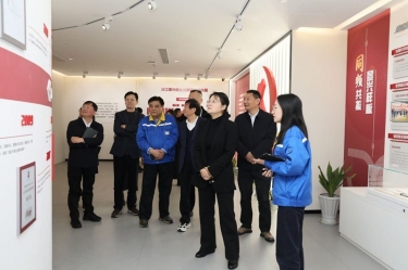 省工商聯(lián)黨組成員、副主席吳海瑜調(diào)研景興紙業(yè)指導(dǎo)企業(yè)高質(zhì)量發(fā)展